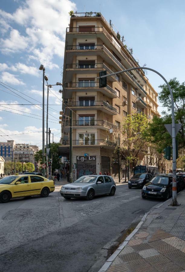 Ferienwohnung Modern & Stylish Apt At The Heart Of Athen Exterior foto